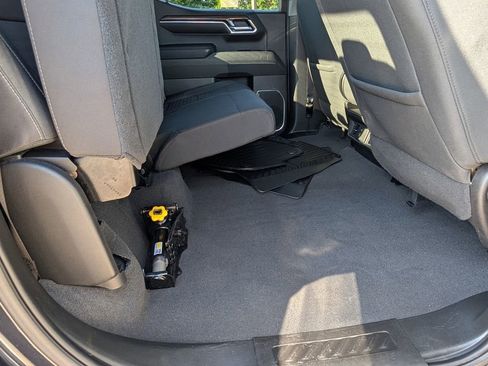 Certified 2023 Chevrolet Silverado 1500 LT AWD/4WD image 23