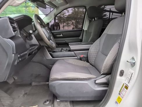Used 2024 Toyota Tundra SR5 w/ SR5 Convenience Package AWD/4WD image 12