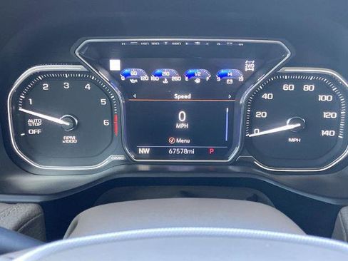 Used 2021 GMC Yukon Denali w/ Denali Premium Package image 7