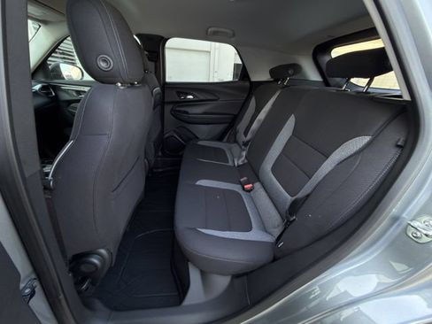 New 2026 Chevrolet TrailBlazer LT w/ Midnight Edition FWD image 19