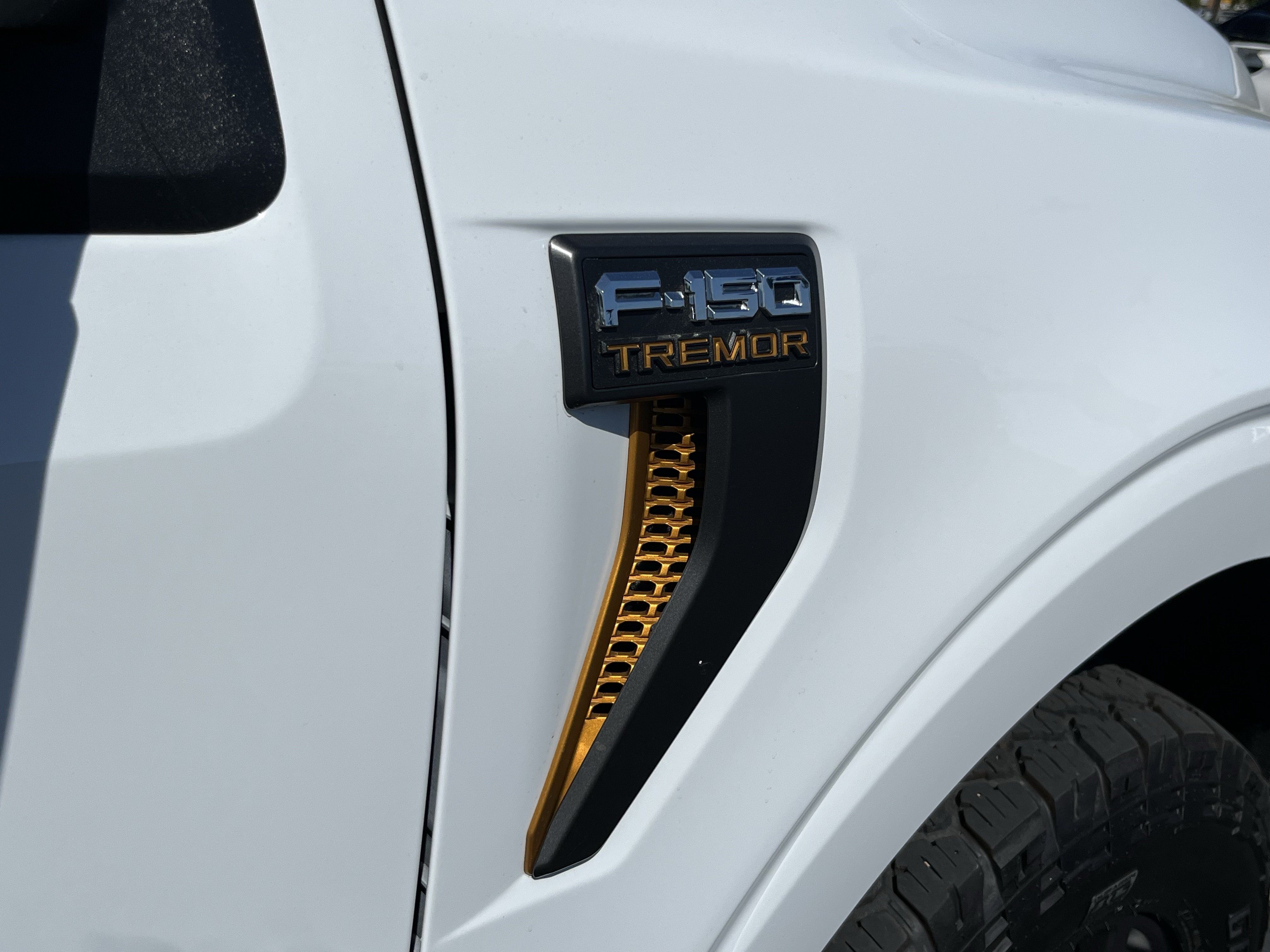 Certified 2025 Ford F150 Tremor AWD/4WD image 5