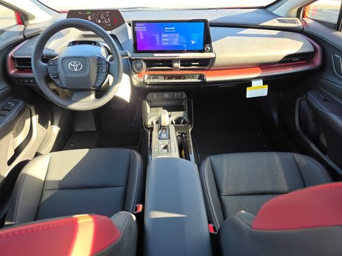 New 2026 Toyota Prius Plug-In Hybrid FWD image 5