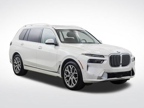 Used 2024 BMW X7 xDrive40i w/ Executive Package AWD/4WD image 7