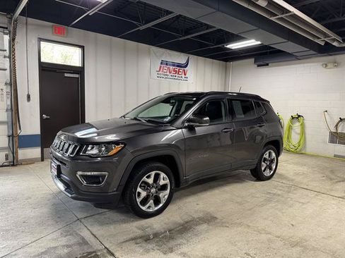 Used 2019 Jeep Compass Limited w/ Safety & Security Group AWD/4WD image 1