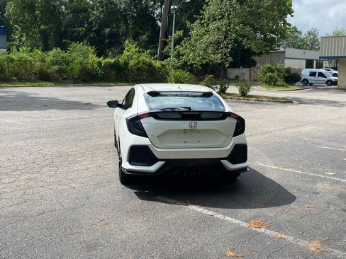 Used 2017 Honda Civic Sport image 7