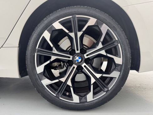 Certified 2025 BMW 330i xDrive Sedan w/ Premium Package AWD/4WD image 12