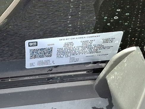 New 2026 Chevrolet Trax LT w/ Sunroof Package image 10