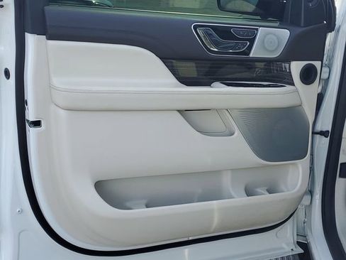 Certified 2023 Lincoln Navigator Black Label AWD/4WD image 8