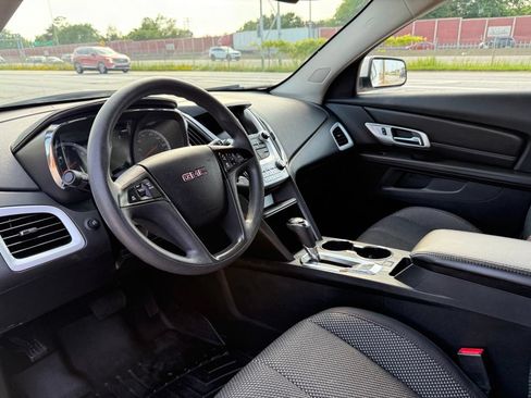Used 2017 GMC Terrain SLE FWD image 24