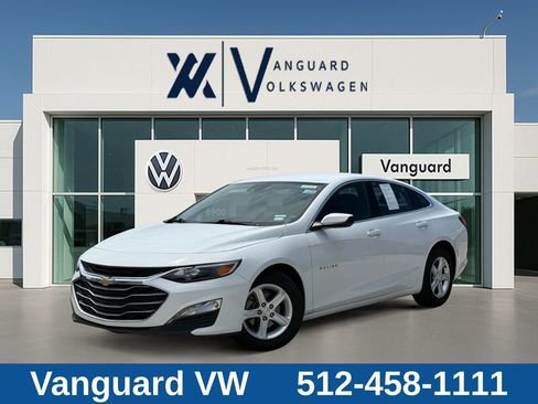 Used 2023 Chevrolet Malibu LT w/ Driver Confidence Package FWD image 1