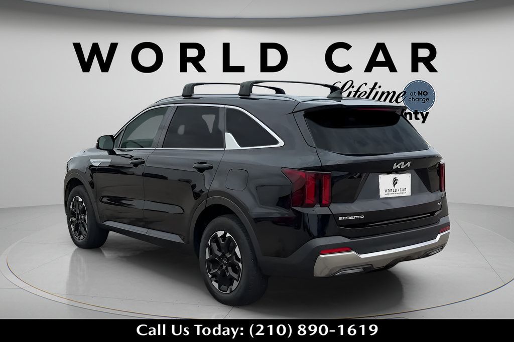 Used 2024 Kia Sorento S w/ Panoramic Sunroof Package AWD/4WD image 5
