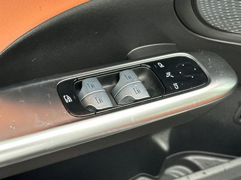 Used 2022 Mercedes-Benz C 300 4MATIC Sedan image 11