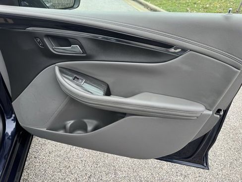Used 2019 Chevrolet Impala LT image 29