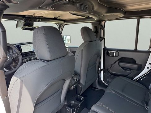 New 2025 Jeep Wrangler Sport S image 15