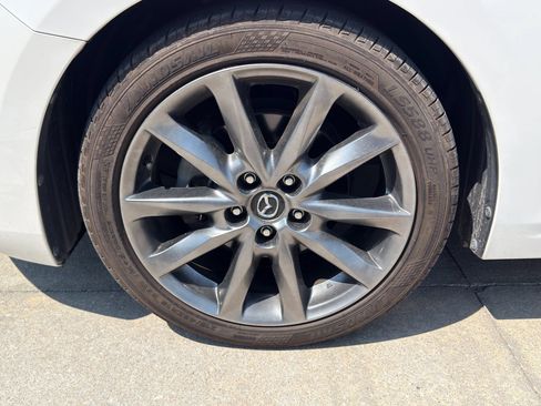 Used 2018 MAZDA MAZDA3 Touring FWD image 33