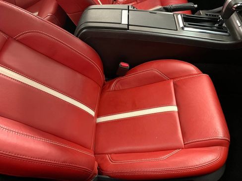 Used 2010 Ford Mustang GT RWD image 14