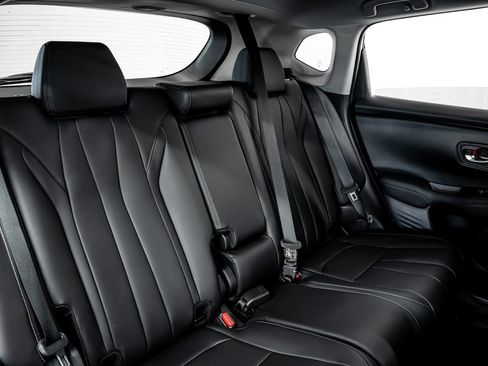 Certified 2025 Acura ADX FWD image 35