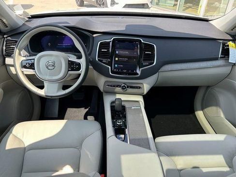 New 2025 Volvo XC90 T8 Plus w/ Protection Package Premier AWD/4WD image 25