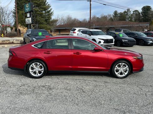 Certified 2023 Honda Accord LX image 3