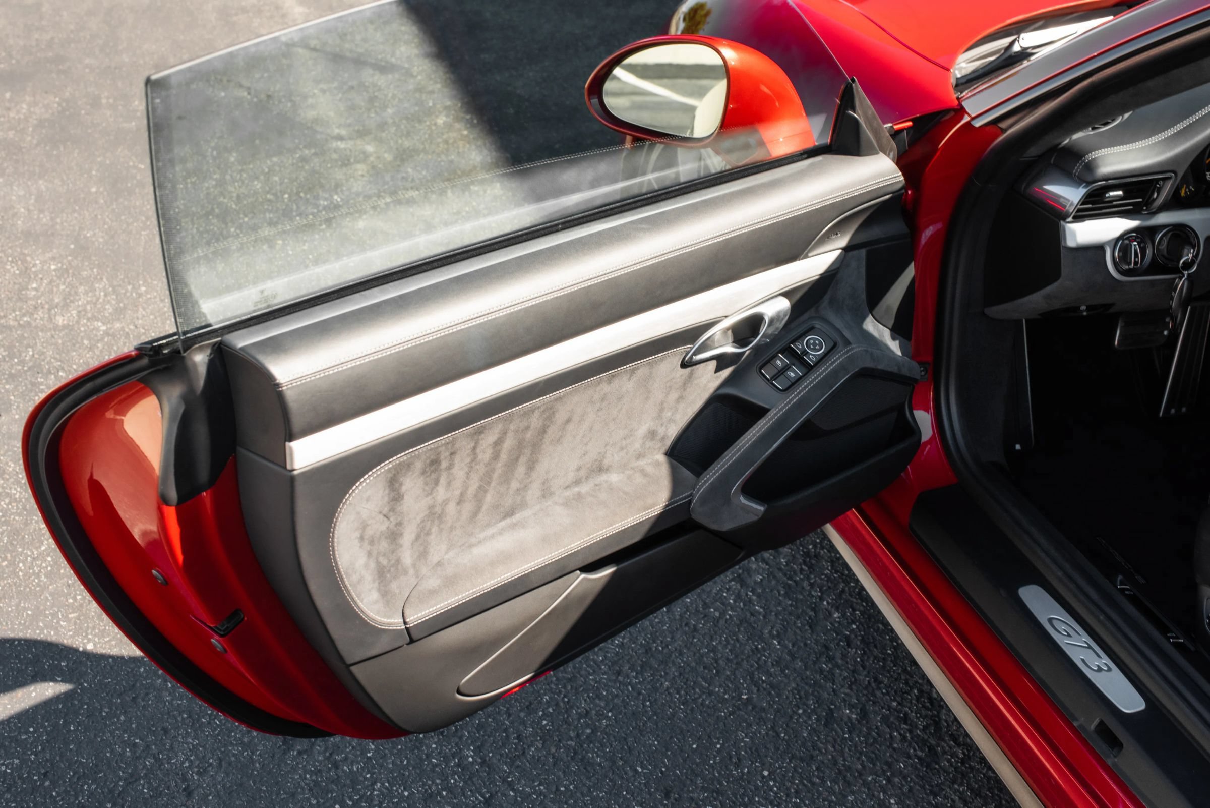 Used 2014 Porsche 911 GT3 RWD image 19