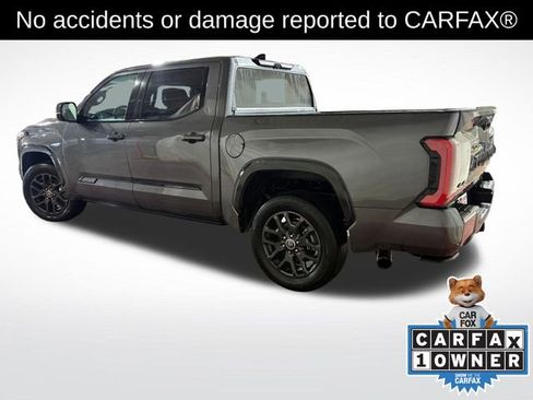 Used 2023 Toyota Tundra Platinum image 3