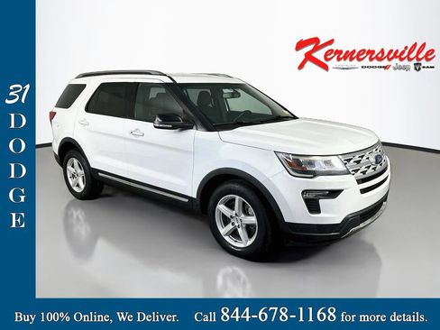 Used 2018 Ford Explorer XLT w/ Equipment Group 201A FWD image 1