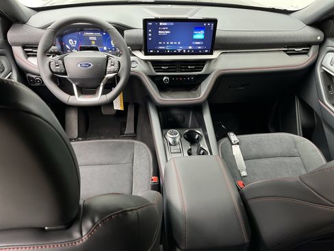 New 2026 Ford Explorer ST AWD/4WD image 4