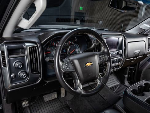 Used 2018 Chevrolet Silverado 1500 LT w/ Texas Edition image 17