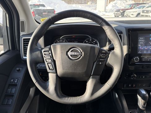 Used 2024 Nissan Frontier SV w/ Hardbody Edition image 13