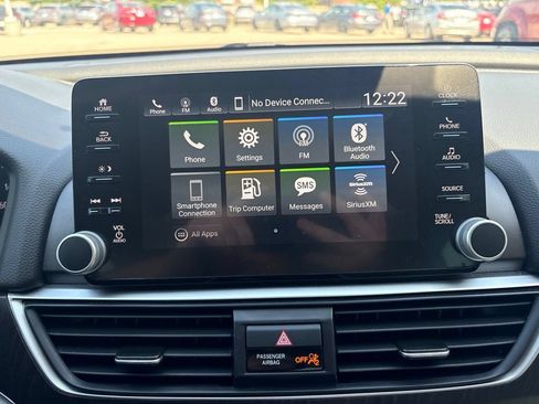 Used 2020 Honda Accord EX image 19