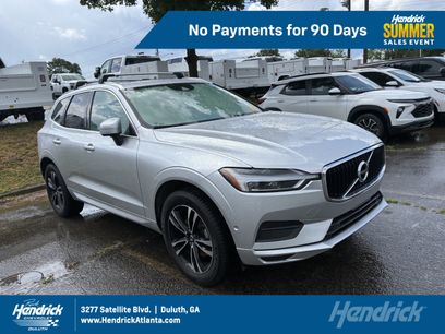 Used 2019 Volvo XC60 T5 Momentum w/ Multimedia Package