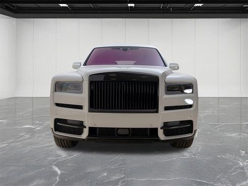 Used 2023 Rolls-Royce Cullinan image 10
