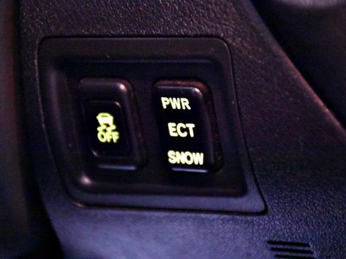 Used 2011 Lexus IS 250C image 37