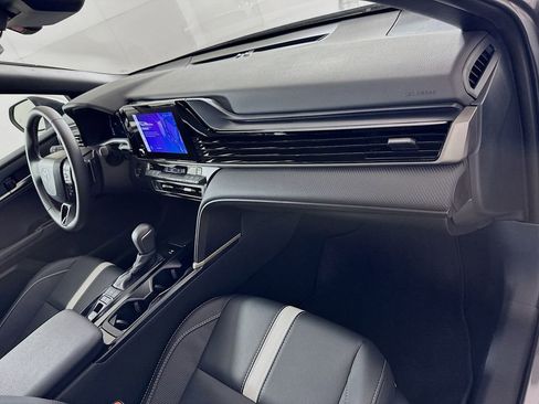 Used 2026 Toyota Camry SE w/ Convenience Package FWD image 29