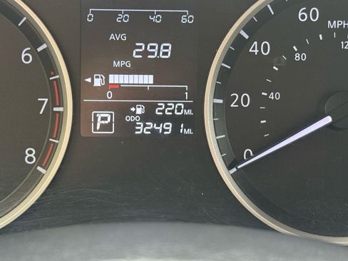 Used 2023 Nissan Kicks S FWD image 11