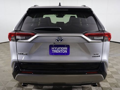 Used 2022 Toyota RAV4 XSE image 13