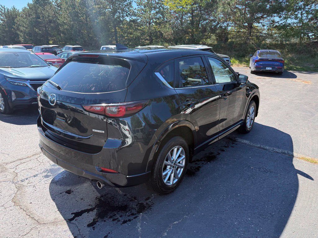 Used 2025 MAZDA CX-5 AWD 2.5 S w/ Preferred Package image 3