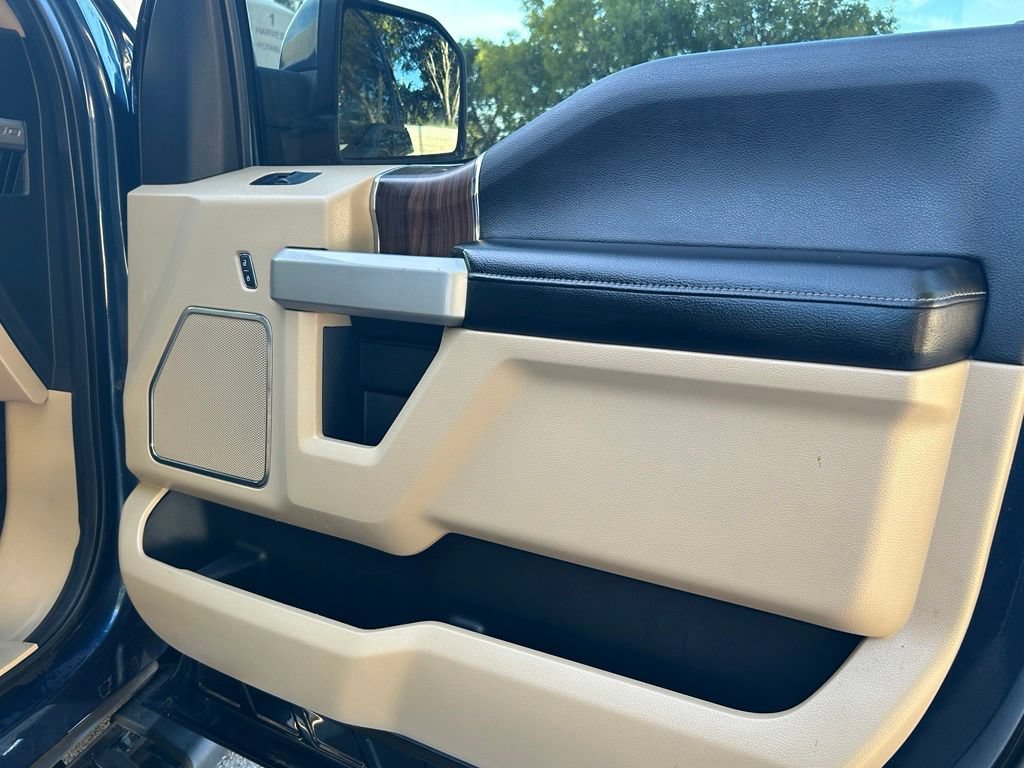 Used 2017 Ford F150 Lariat w/ Equipment Group 501A Mid AWD/4WD image 32