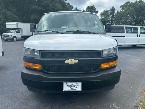 Used 2022 Chevrolet Express 2500 Extended w/ Driver Convenience Package image 2