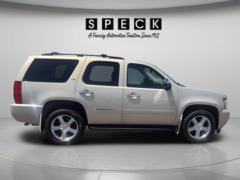 Used 2011 Chevrolet Tahoe LTZ AWD/4WD image 6