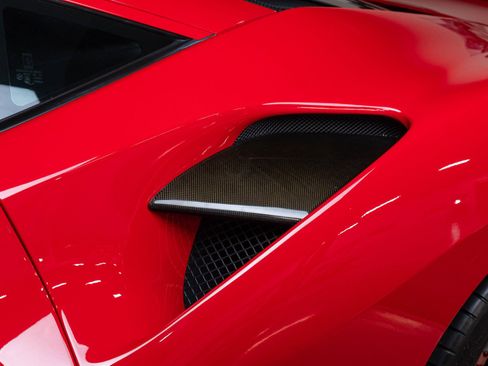 Used 2018 Ferrari 488 GTB RWD image 47