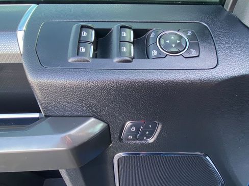 Used 2017 Ford F150 Lariat w/ Equipment Group 502A Luxury image 17