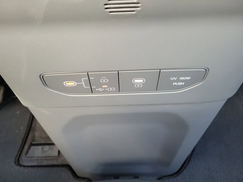 Certified 2026 Kia EV9 Light image 38