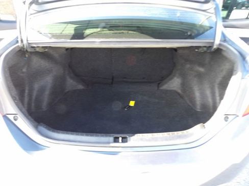 Used 2016 Toyota Corolla LE FWD image 33