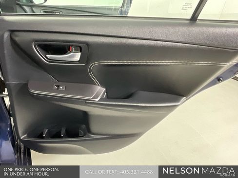 Used 2015 Toyota Camry XLE image 23