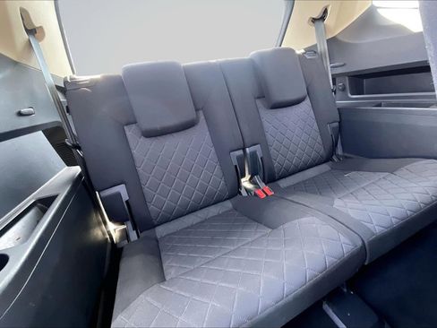 Used 2018 Volkswagen Atlas S FWD image 28