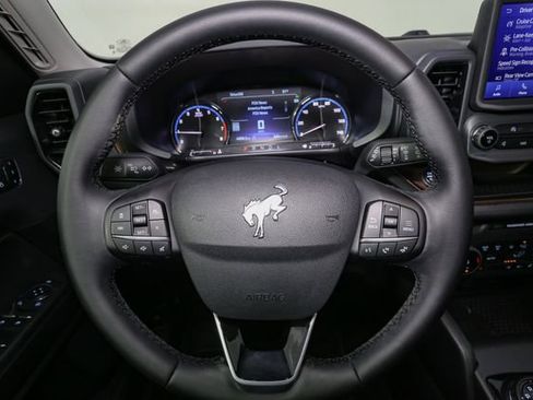Used 2024 Ford Bronco Sport Outer Banks w/ Tech Package AWD/4WD image 28
