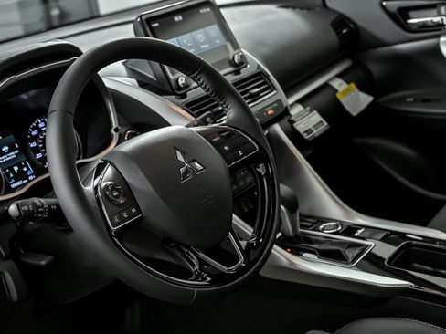 New 2026 Mitsubishi Eclipse Cross SE image 15