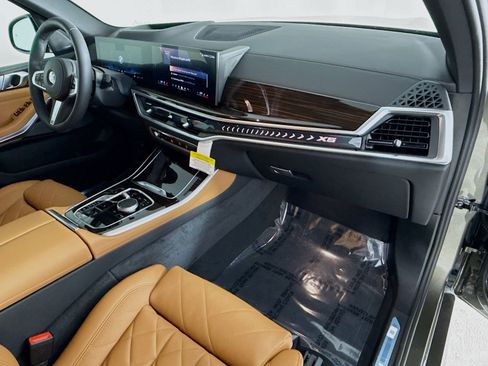 New 2026 BMW X5 xDrive40i w/ M Sport Package image 31