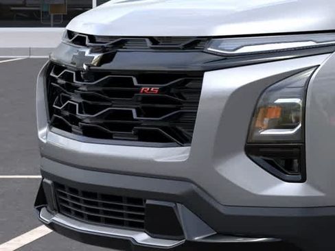 Used 2026 Chevrolet Equinox RS w/ Safety and Technology Package FWD image 13